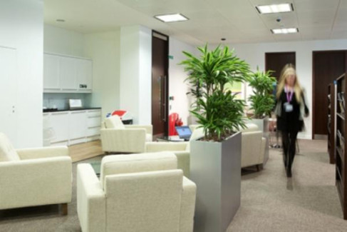Office: London City Gracechurch Street, London, EC3V 0BT