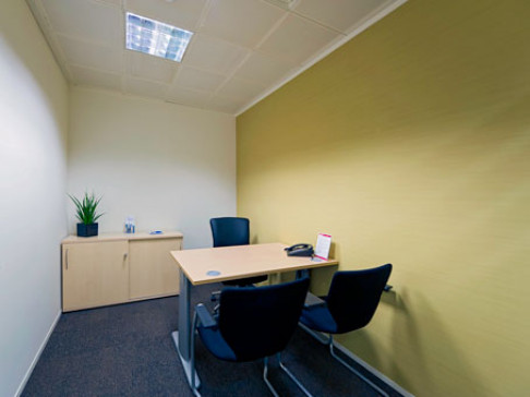 Office: City Point, 1 Ropemaker Street, London, EC2Y 9HT