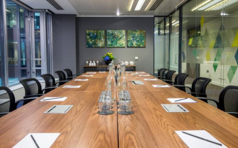 Office: London City, Victoria, Victoria Street, London, SW1E 6QT