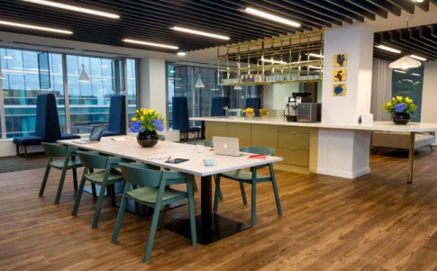 Office: London City, Victoria, Victoria Street, London, SW1E 6QT