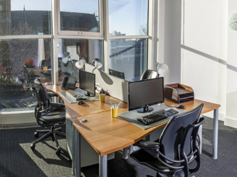 Office: Hammersmith, Broadway, Queen Caroline Street, London, W6 9DX