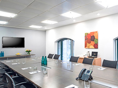 Office: London Bridge, 6 Hays Lane, London, SE1 2HB