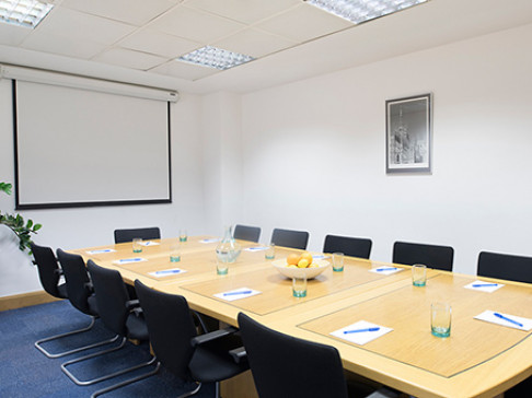 Office: Pall Mall, 100 Pall Mall, London, SW1Y 5NQ