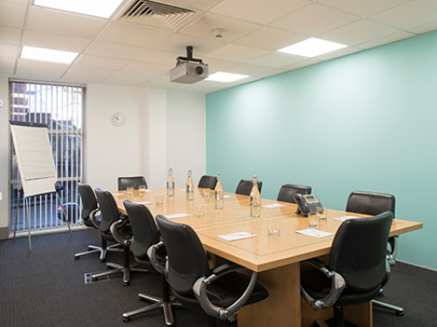 Office: London, Sheen Rd, 2 Sheen Rd, Richmond, TW9 1AE