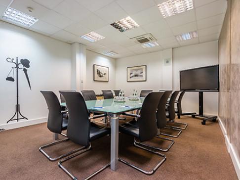 Office: Vauxhall, Vintage House, London, SE1 7TL
