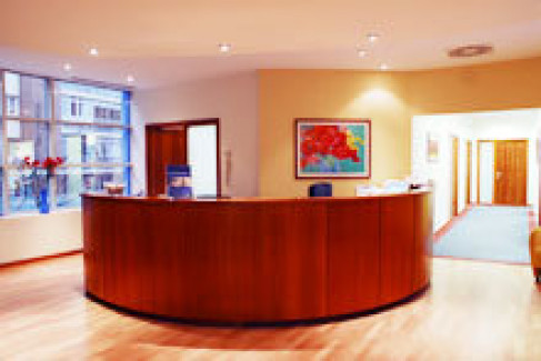 Office: Lopez de Hoyos, Madrid, 28002