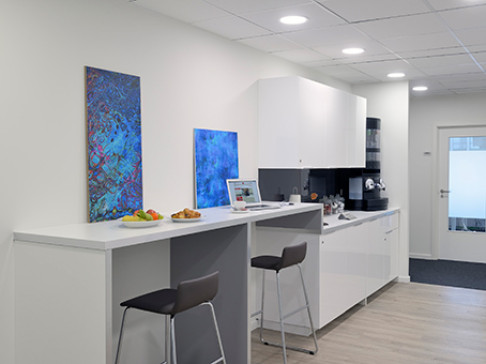 Office: Louvain-La-Neuve, City Centre, Place de L'universit, Ottignies Louvain-La-Neuve, 1348