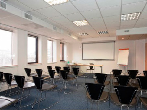 Office: Gare Part Dieu, 5, place Charles B, Lyon, 69428