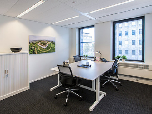 Office: Randwyck, Robert Schumandomein, Maastricht, 6229 ES
