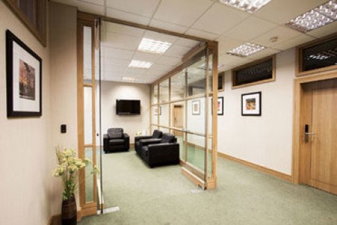 Office: Macdonald Road, Edinburgh, EH7