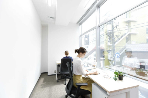 Office: 1-36-2, Morino, Tokyo, 194-0022