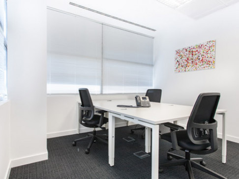 Office: Avenida America, Martinez Villergas Business Park, Madrid, 28027