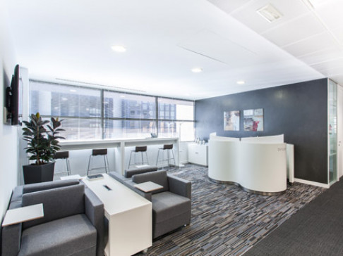 Office: Avenida America, Martinez Villergas Business Park, Madrid, 28027