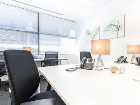 Office: Avenida America, Martinez Villergas Business Park, Madrid, 28027