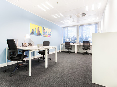 Office: Castellana, Paseo de la Castellana, 93, Madrid, 28046