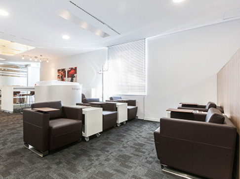 Office: Colon, Paseo de la Castellana 18, Madrid, 28046