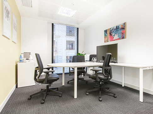 Office: Plaza Espa, c/ Leganitos 47, Madrid, 28013