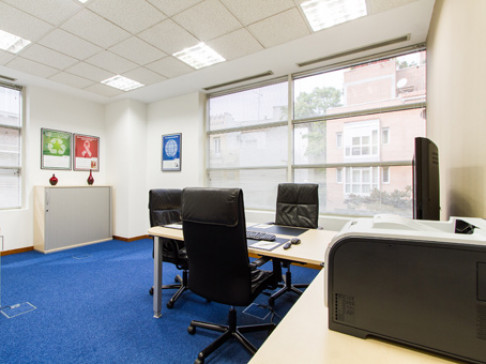 Office: Pr, Calle Lopez de Hoyos 35 - 1, Madrid, 28002