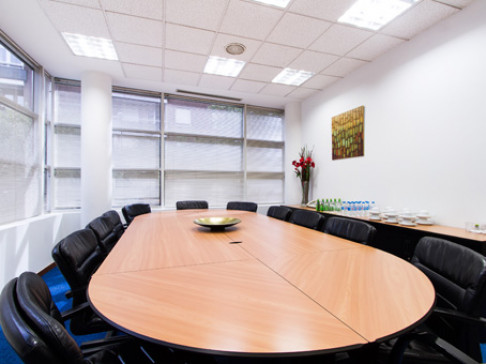 Office: Pr, Calle Lopez de Hoyos 35 - 1, Madrid, 28002