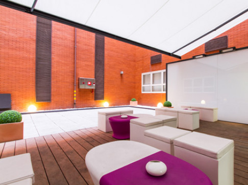Office: Pr, Calle Lopez de Hoyos 35 - 1, Madrid, 28002