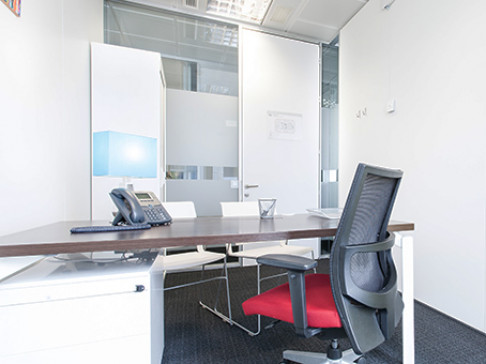 Office: Torre de Cristal, Four Tower Business Area, Madrid, 28046