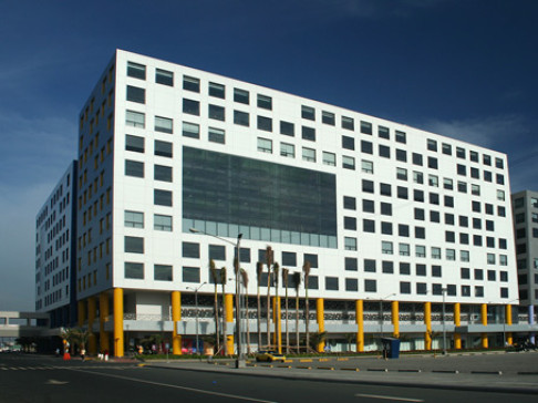 Office: Manila, One E-com Pasay, One E-com Center Building, Pasay City