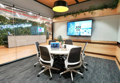 Office: Marina One West Tower, 9 Straits View, Singapore 018937