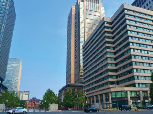 Office: Marunouchi Yusen Building, 2-3-2 Marunouchi, Tokyo