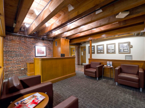 Office: Massachusetts, Faneuil Hall, 8 Faneuil Hall Marketplace, Boston, MA 2109