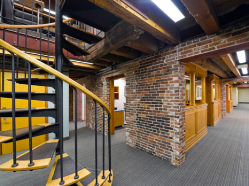 Office: Massachusetts, Faneuil Hall, 8 Faneuil Hall Marketplace, Boston, MA 2109