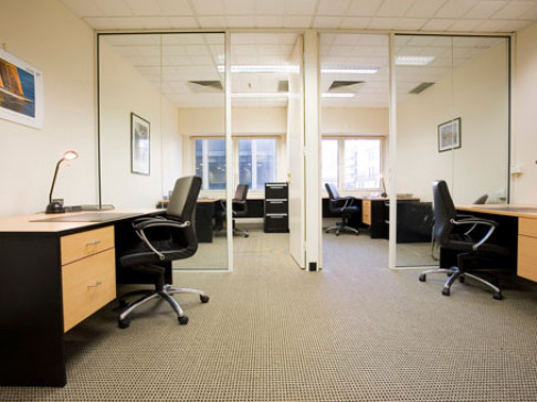 Office: Queens Road, Level 5, Melbourne, 3004