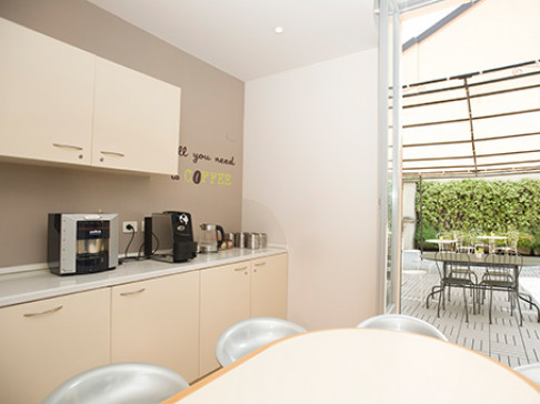 Office: Brera, Piazzale Biancamano 8, Milan, 20121