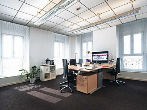 Office: Brera, Piazzale Biancamano 8, Milan, 20121