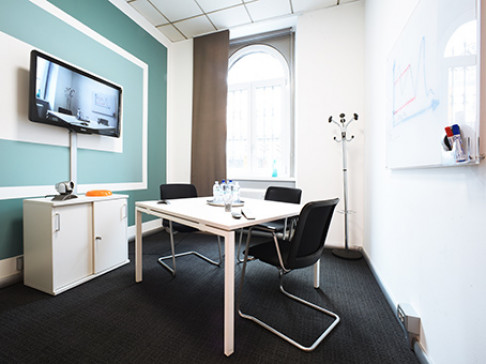 Office: Brera, Piazzale Biancamano 8, Milan, 20121