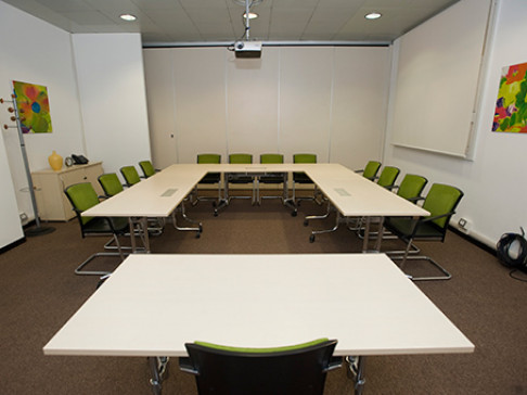 Office: Carrobbio, Via Santa Maria Valle 3, Milan, 20123