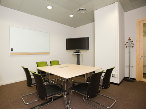 Office: Carrobbio, Via Santa Maria Valle 3, Milan, 20123