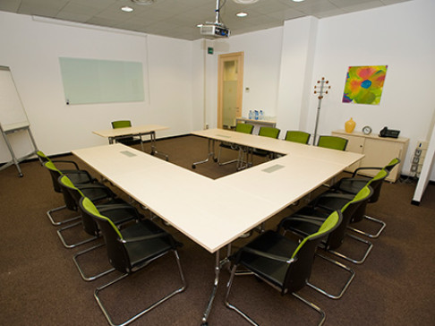 Office: Carrobbio, Via Santa Maria Valle 3, Milan, 20123