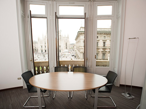 Office: Duomo, Piazza Duomo, Milan, 20123