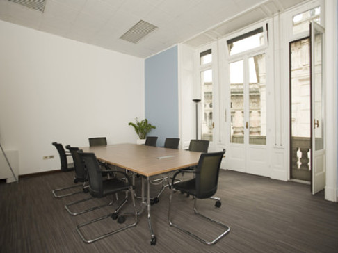 Office: Duomo, Piazza Duomo, Milan, 20123