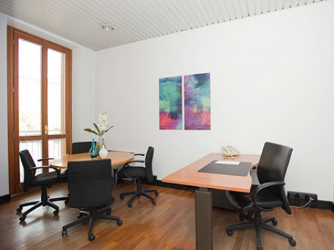 Office: Montenapoleone, Via Monte di Pieta' 21, Milan, 20121