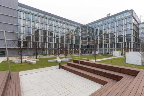 Office: Soroks&aacute;ri &uacute;t 44, A &eacute;p&uuml;let, Budapest, 1095