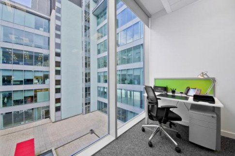 Office: Pinnacle, Midsummer Boulevard, Milton Keynes, MK9 1BP