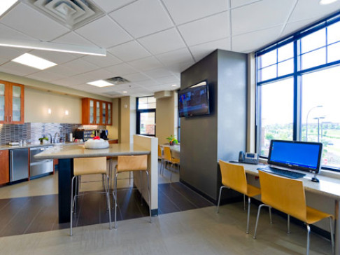 Office: Minnesota, Arbor Lakes, 11670 Fountains Drive, Maple Grove, MN 55369