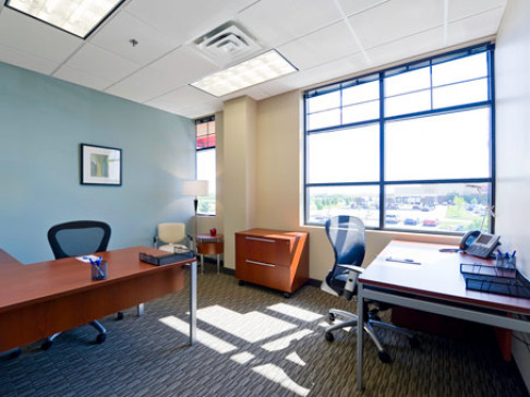 Office: Minnesota, Arbor Lakes, 11670 Fountains Drive, Maple Grove, MN 55369