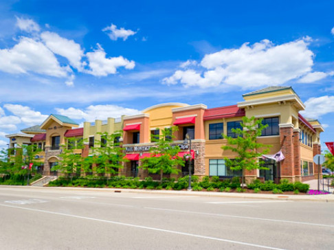 Office: Minnesota, Arbor Lakes, 11670 Fountains Drive, Maple Grove, MN 55369