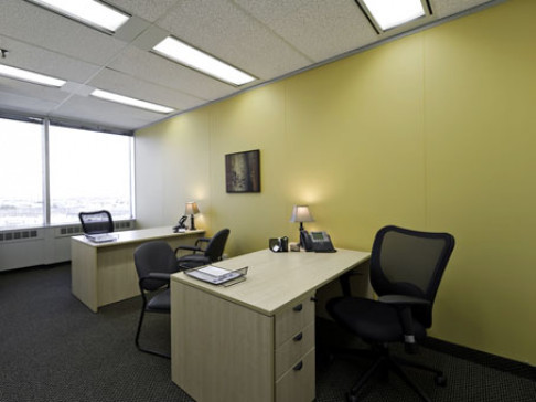 Office: Robert Speck, 2 Robert Speck Parkway, Mississauga, L4Z 1H8
