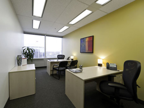 Office: Robert Speck, 2 Robert Speck Parkway, Mississauga, L4Z 1H8
