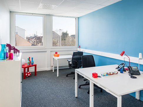 Office: 5 rue du Ch, Montereau-Fault-Yonne, 77130