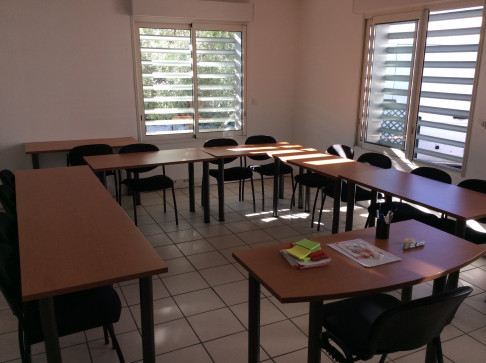 Office: Rue de la Castelle, Montpellier, 34070