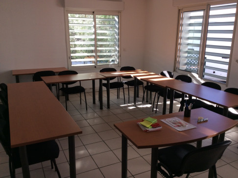 Office: Rue de la Castelle, Montpellier, 34070